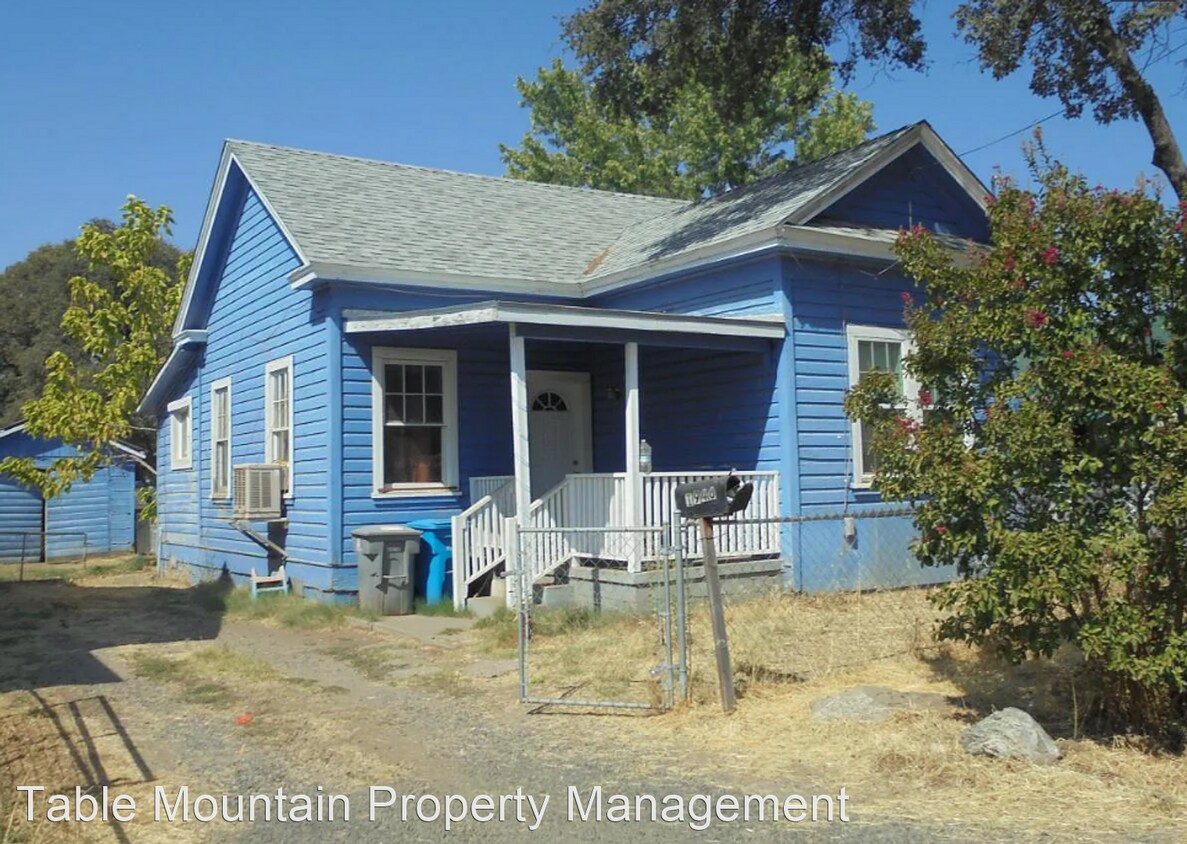 2 br, 1 bath House 1946 Rose St House Rental in Oroville, CA