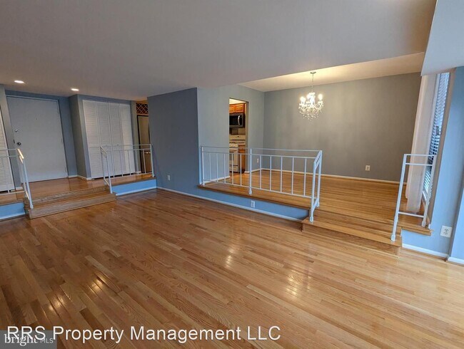 Building Photo - 1 br, 1 bath House - 9900 Georgia Ave  #27...