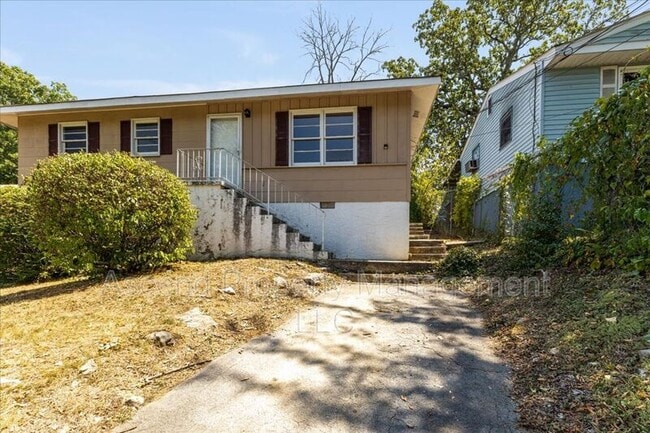 Photo - 906 Wheeler Ave House