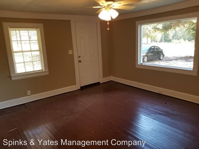 Building Photo - 3 br, 1 bath House - 206 Teaver Road
