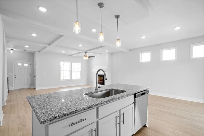 Building Photo - 2640 Rafiki Dr