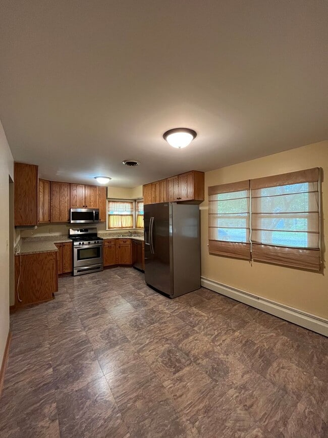 Foto del edificio - Beautiful 3 Bedroom Home in Normal!