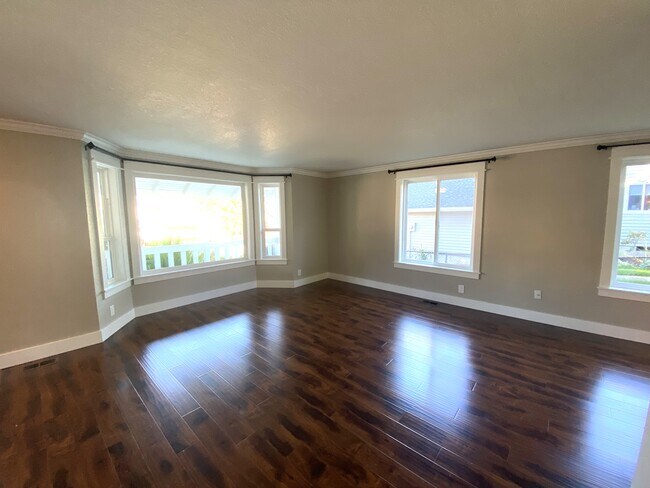 Foto del edificio - 18323 Woodlands Way
