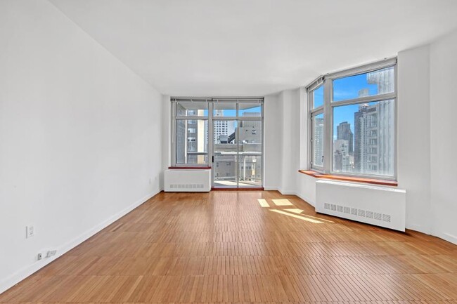 Building Photo - 1 bedroom in New York NY 10065