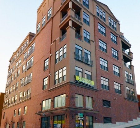 Primary Photo - 17 Chapel Boutique Condominiums