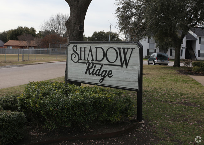 Building Photo - Shadow Ridge Apartments