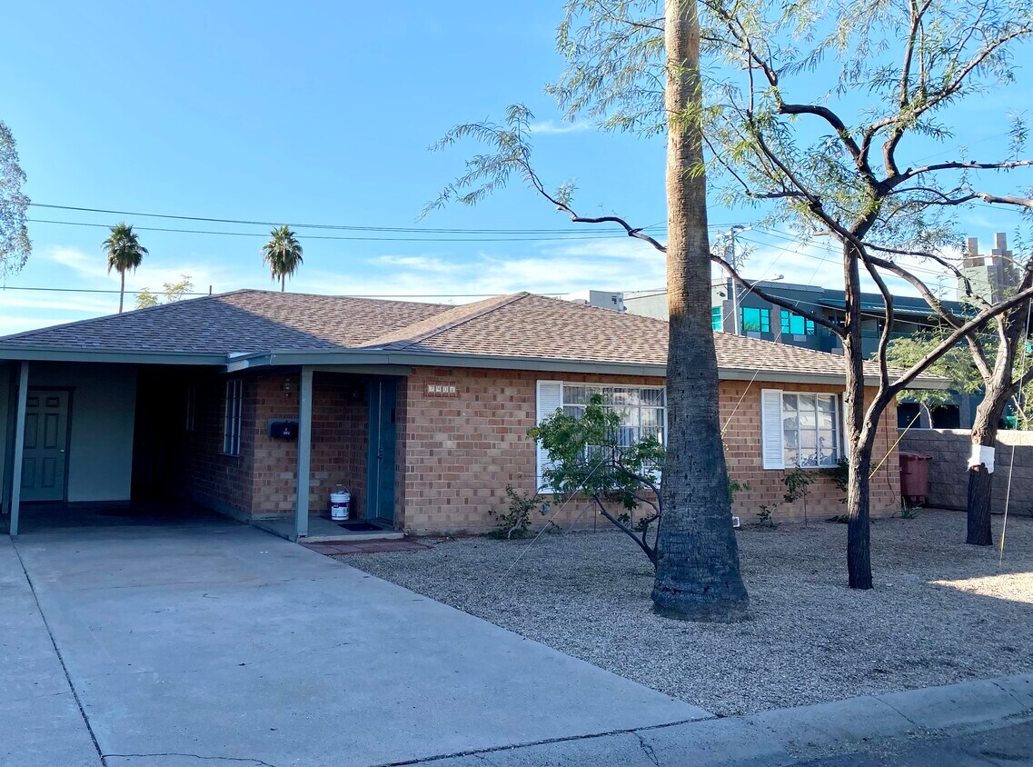 Building Photo - 7401 E Minnezona Ave