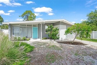 Building Photo - 4801 Sarasota Ave