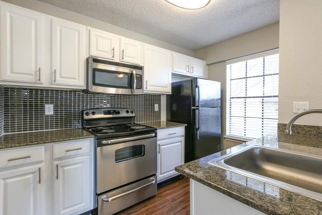 Cottages at Wells Branch Apartments Austin, TX