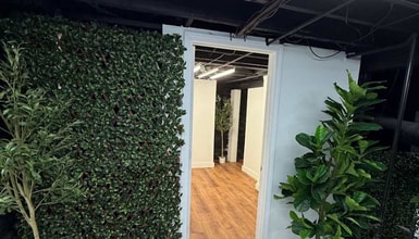 Building Photo - 82 W Broadway