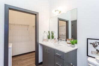 Santorini - Bathroom & Closet - The Traveler Apartments