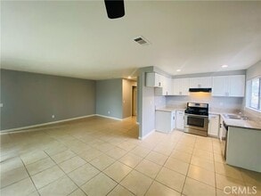 Building Photo - 532 E Lugonia Ave