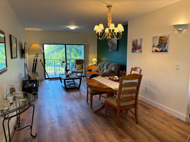 Foto del edificio - 2105 Lavers Cir