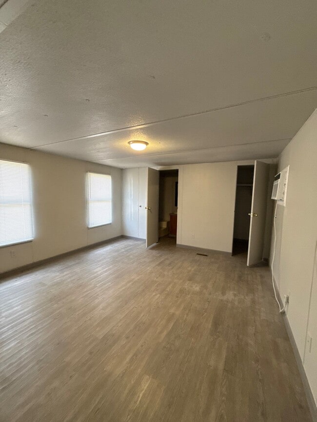 Building Photo - 14957 TN-59