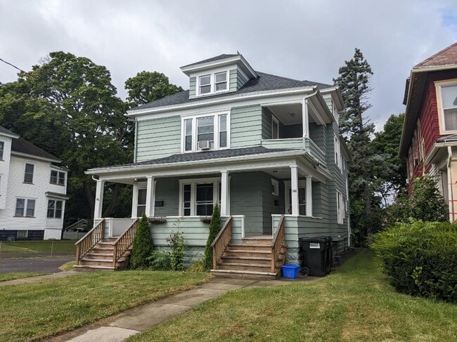 Photo - 144 Forest Hill Dr Apartments