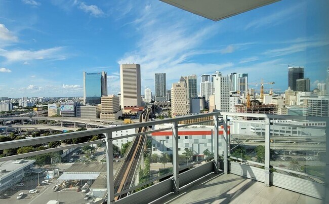 Foto del edificio - 90 SW 3rd St