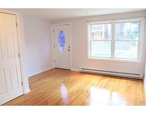 Building Photo - 77 Wayland St