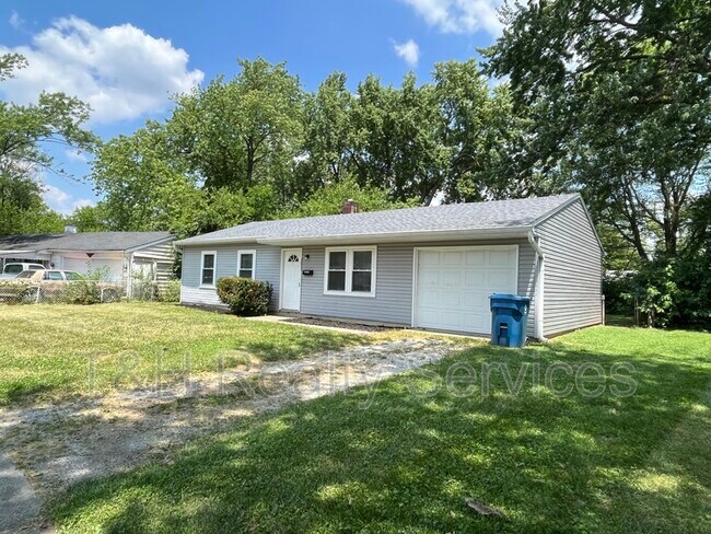 Building Photo - 3831 Bennett Dr