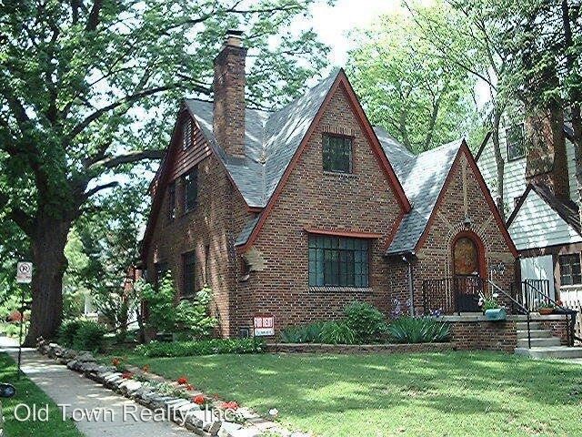 Primary Photo - 1414 E Park Pl