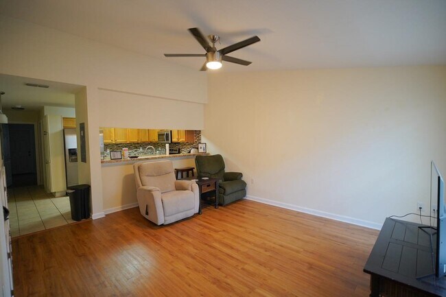 Foto del edificio - 4434 Gearhart Rd