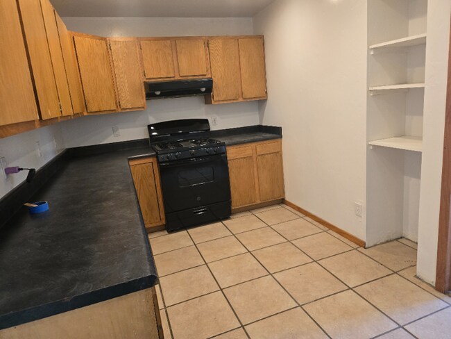Foto del edificio - 3301 E 24th St