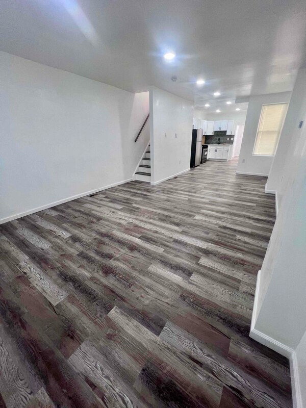 Foto principal - 405 N Rodney St