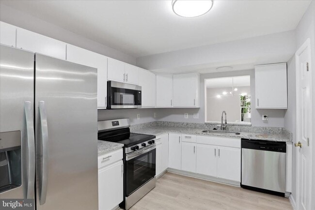 Foto del edificio - 504 Autumn Wind Way