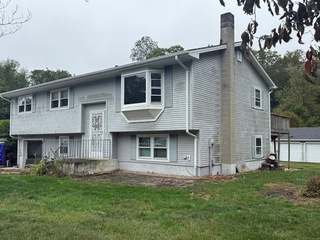 Building Photo - 6 Fairview Dr