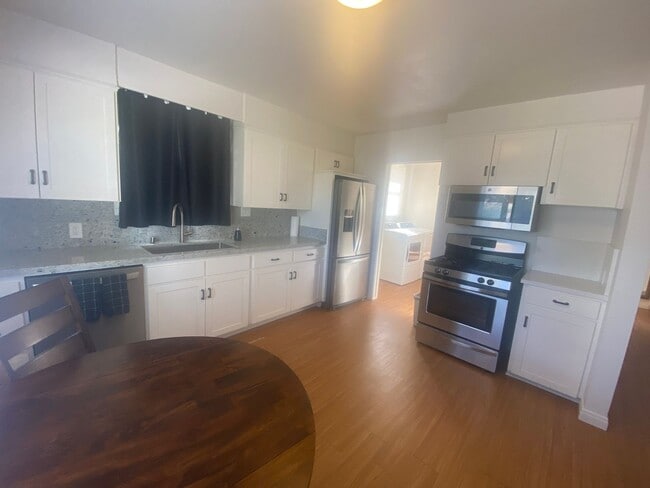 Building Photo - 6921 Adams Ave