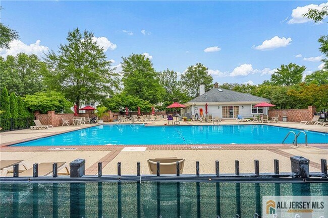 Building Photo - 417 Northam Dr