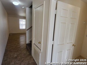 Foto del edificio - 8011 Maverick Climb