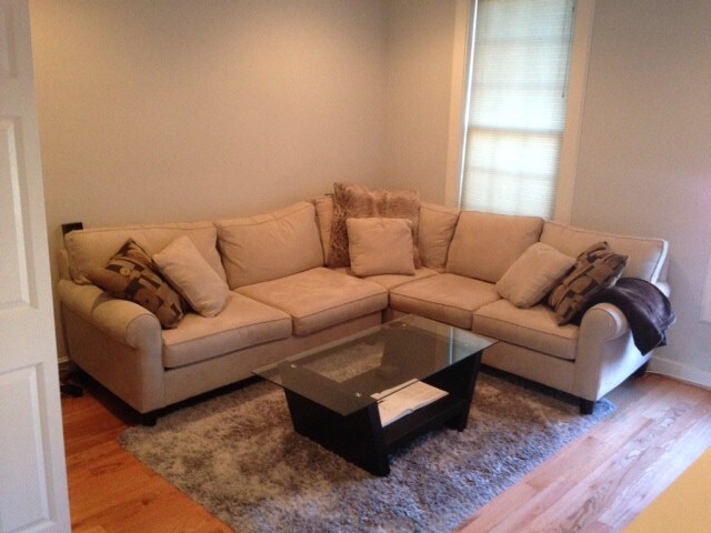 Living rm with views of the city - 715 S Bond St