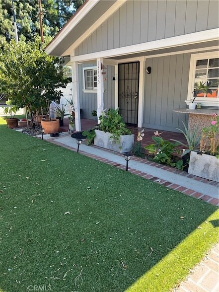 Building Photo - 13455 Bradley Ave