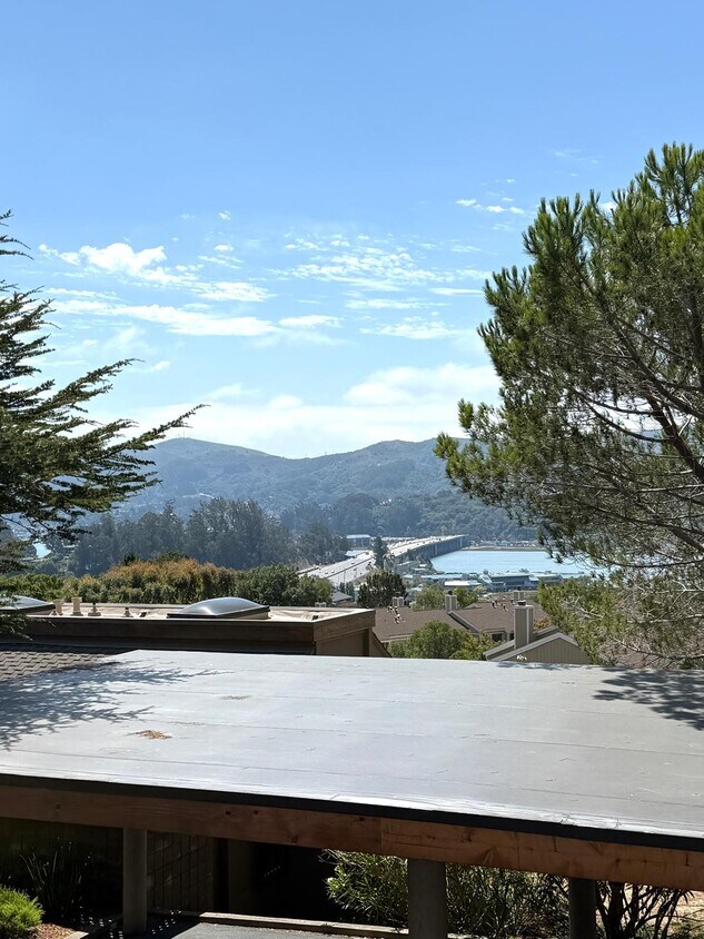 Foto principal - 503 Seaver Dr