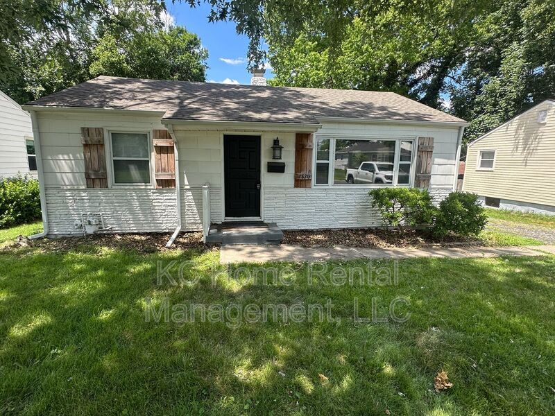 Foto principal - 7820 Washington St