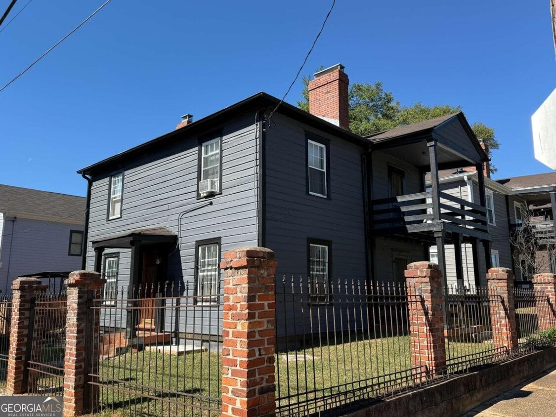 Foto principal - 117 Vine St SW