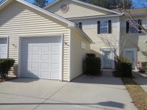 Primary Photo - 4587 Great Oak Dr