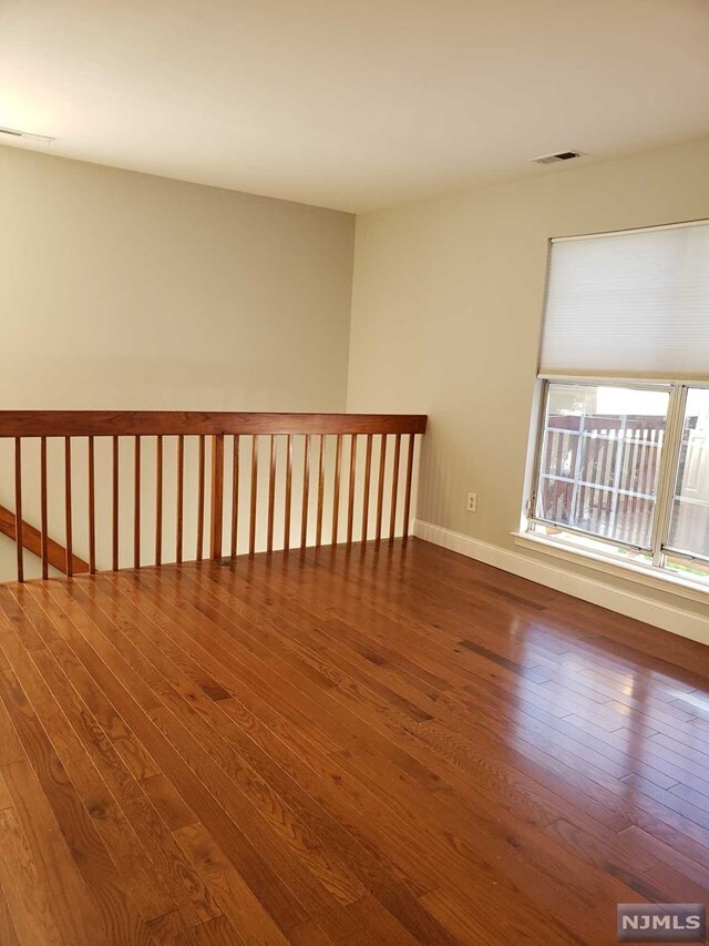 Foto del edificio - 219 Village Cir Dr