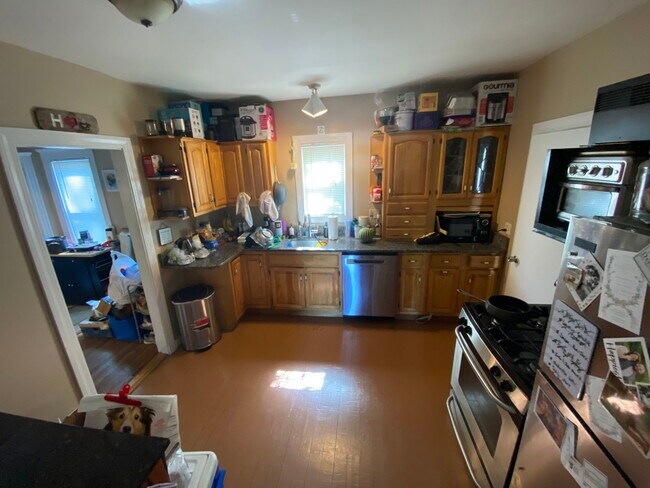 Photo - 14 Lyons St Apartment