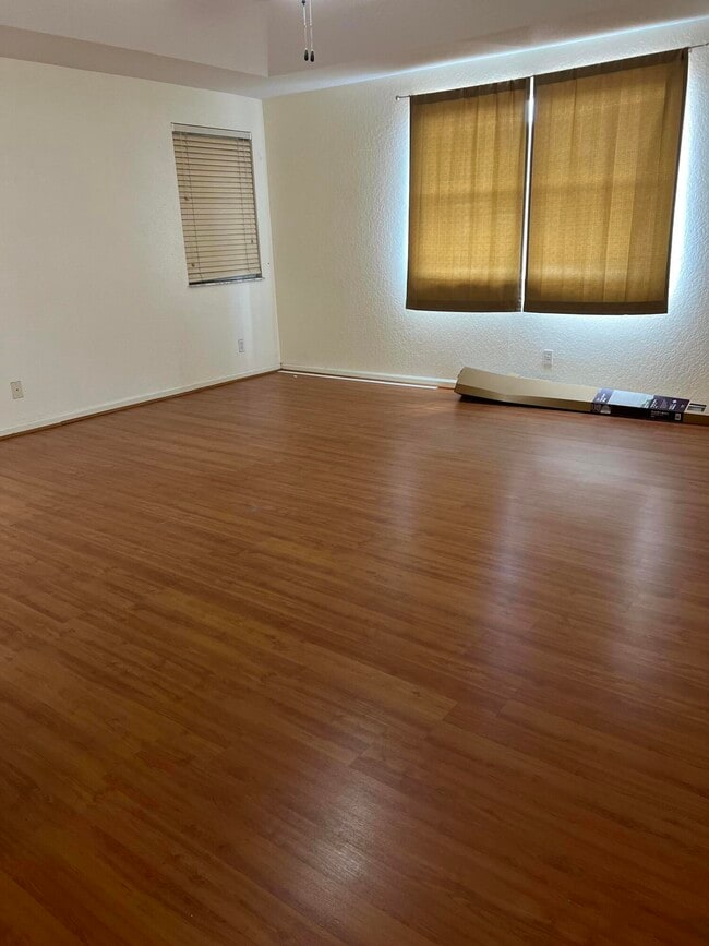 Foto del edificio - 3671 Potomac Ct
