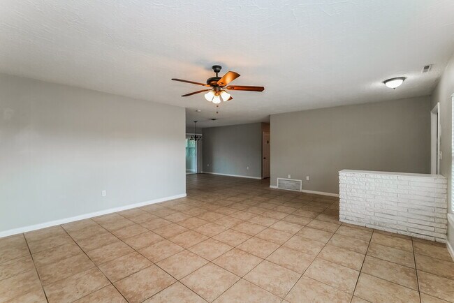 Foto del edificio - 5206 6th Ave Dr W