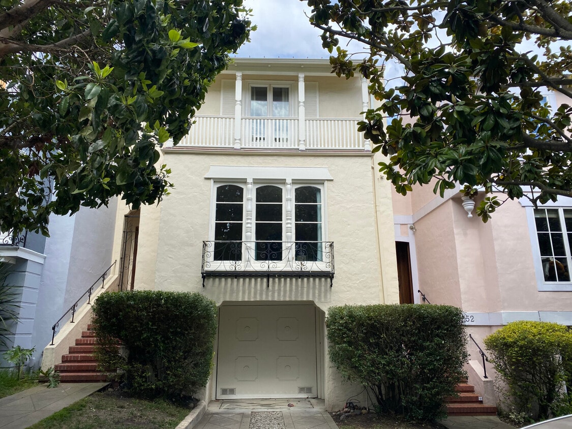 Primary Photo - 46 Kittredge Terrace