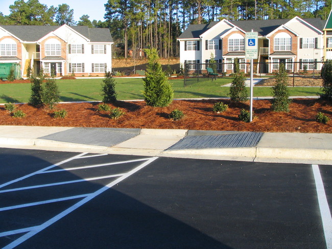 Building Photo - Austin's Ridge Apartments