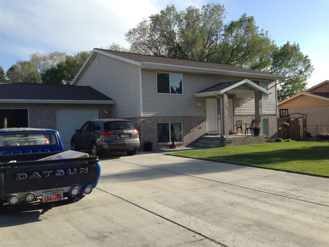 Building Photo - 165 W 300 N