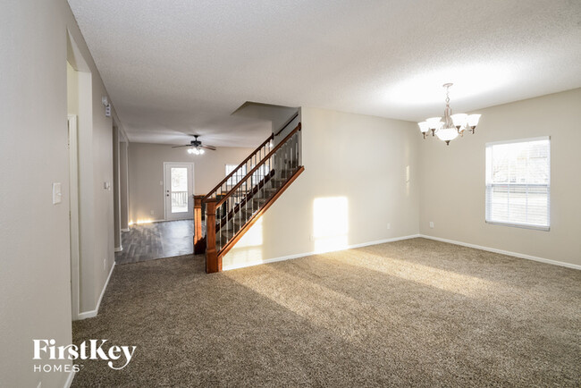 Building Photo - 1211 Maple Run Drive