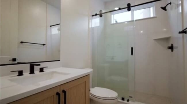 Building Photo - "Luxurious 3-Bed Oasis in Granite Bay with Elegant Finishes & Modern Comforts"