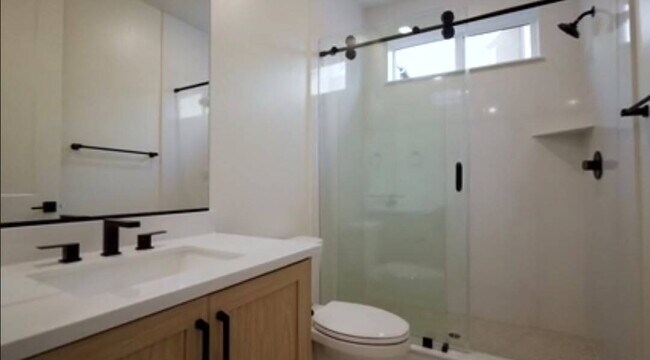 Foto del edificio - "Luxurious 3-Bed Oasis in Granite Bay with Elegant Finishes & Modern Comforts"