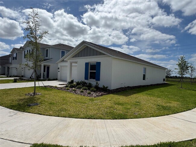 Foto del edificio - 2405 Bluestone Rd