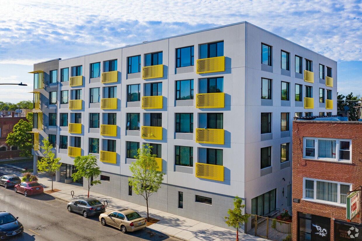 Building Photo - Oso Apartments