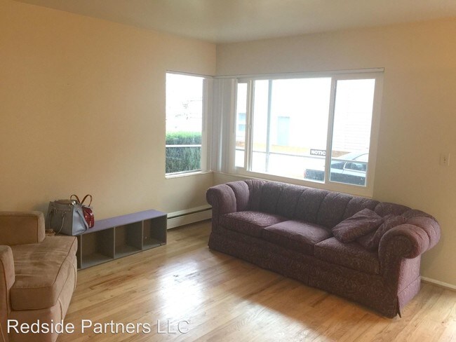 Foto del edificio - 2117 Waverly Pl N